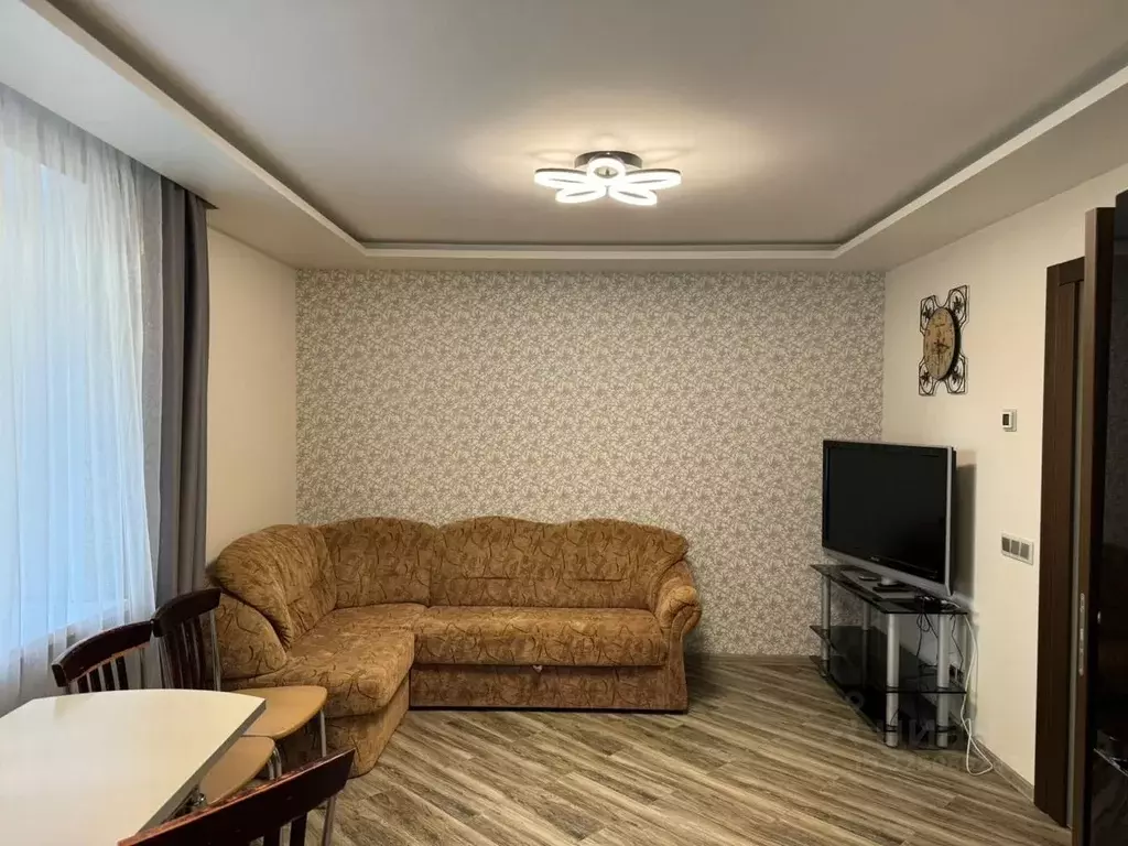 2-к кв. Псковская область, Псков Гражданская ул., 19А (65.0 м) - Фото 2