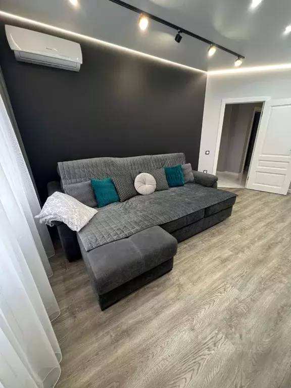 3-к кв. Ростовская область, Ростов-на-Дону Береговая ул., 117Бс7 (80.0 ... - Фото 1