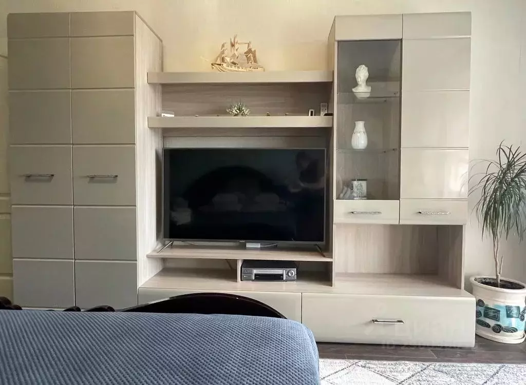 1-к кв. Свердловская область, Екатеринбург ул. Декабристов, 7 (37.0 м) - Фото 1