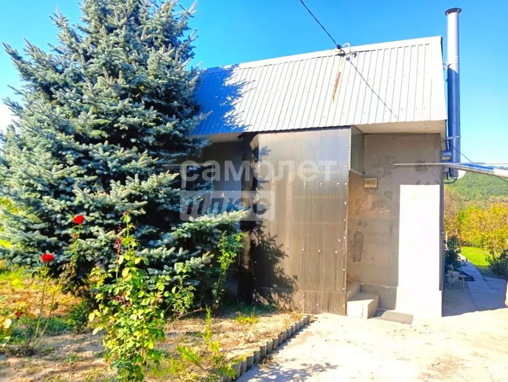 Дом в Краснодарский край, Крымский район, Нижнебаканская ст-ца ... - Фото 1
