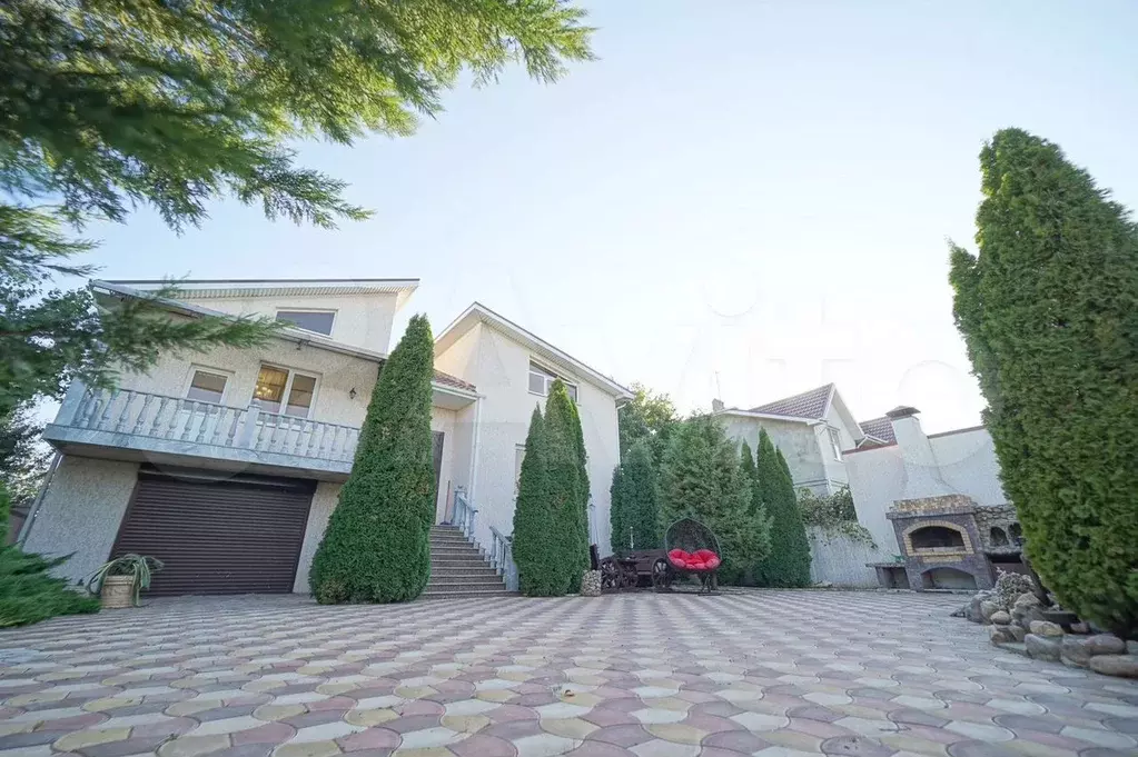 Дом 400 м на участке 8 сот. - Фото 0