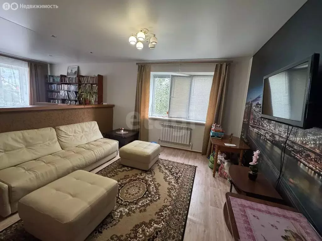 Дом в Маркс, 6-я Волжская улица, 6 (283.4 м) - Фото 1
