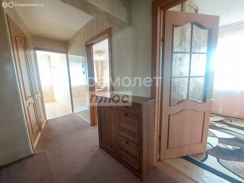 3-комнатная квартира: Иркутск, улица Ярославского, 215 (61.1 м) - Фото 1