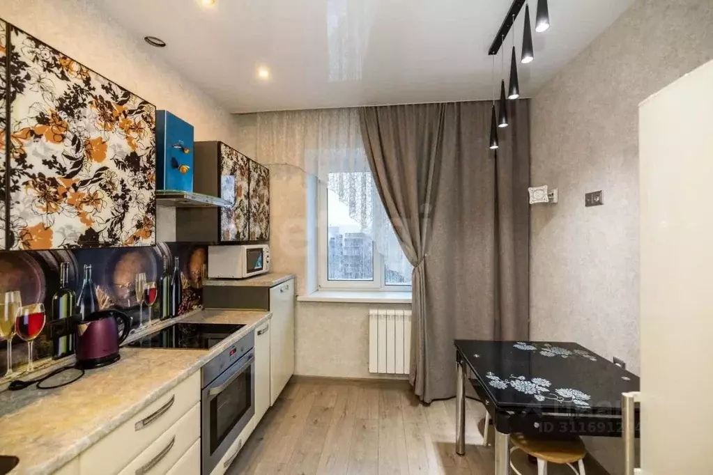2-к кв. Ханты-Мансийский АО, Сургут проезд Дружбы, 9 (51.1 м) - Фото 1