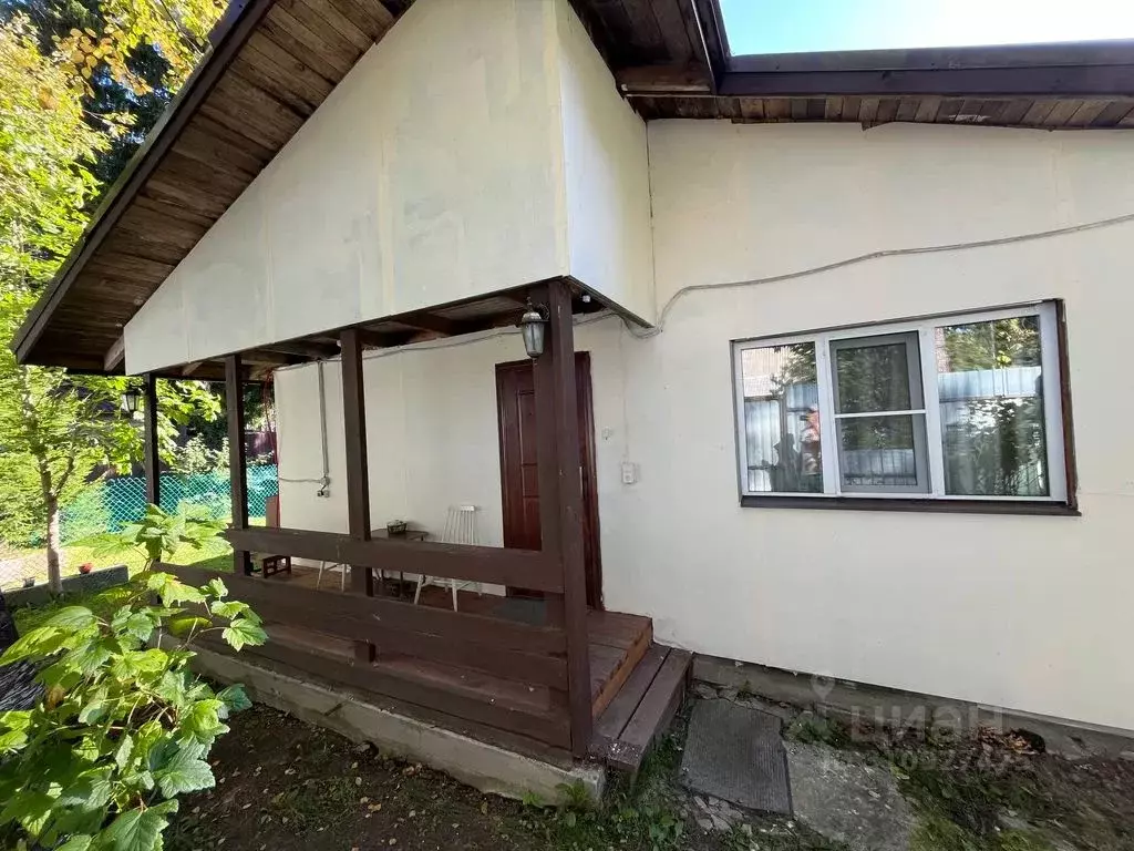 Дом в Ленинградская область, Выборгский район, Рощино пгт пер. Новый, ... - Фото 1