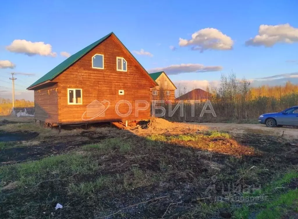 Дом в Тюменская область, Тюмень 4-й Салаирского тракта км, 211 (140 м) - Фото 0