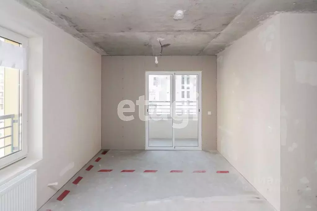 3-к кв. Тюменская область, Тюмень ул. 50 лет Октября, 57Бк1 (79.5 м) - Фото 1