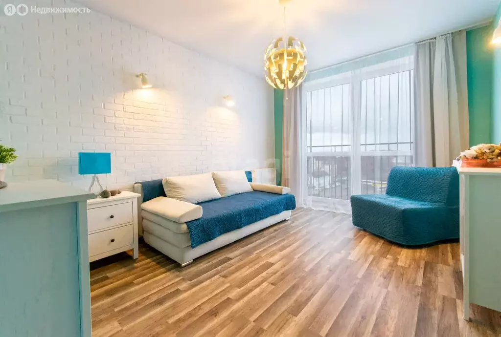 2-комнатная квартира: Пионерский, Вокзальная улица, 20 (56.4 м) - Фото 1