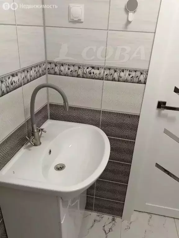 1-комнатная квартира: Тюмень, проезд Геологоразведчиков, 6 (15 м) - Фото 1