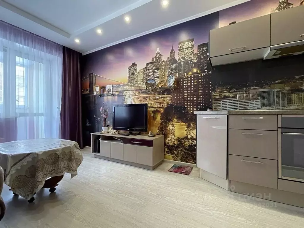 2-к кв. Омская область, Омск ул. 3-я Енисейская, 32/2 (38.7 м) - Фото 0