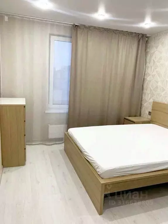 2-к кв. Тюменская область, Тюмень ул. 50 лет Октября, 57В (40.0 м) - Фото 1