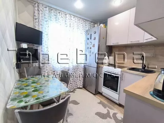 2-к. квартира, 43,2 м, 5/5 эт. - Фото 0