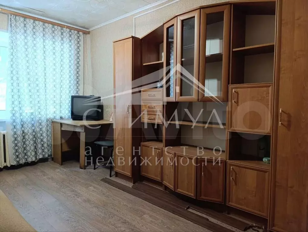 Комната 12 м в 1-к., 1/5 эт. - Фото 0