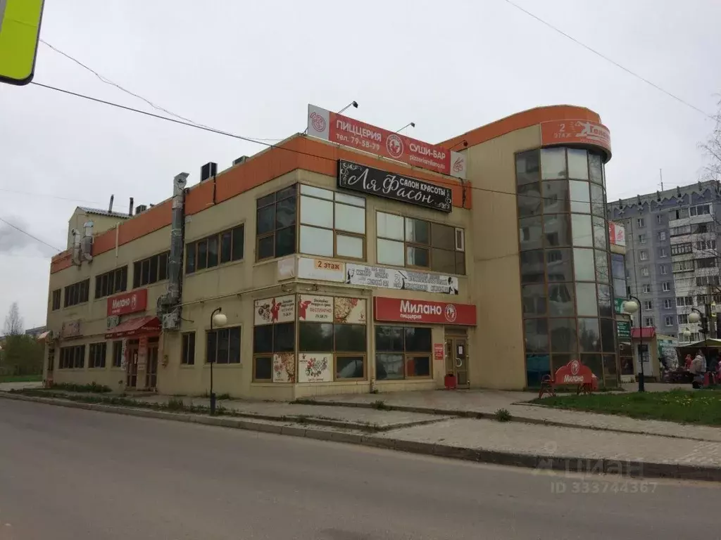 Торговая площадь в Коми, Сыктывкар просп. Бумажников, 40/1 (75 м) - Фото 2