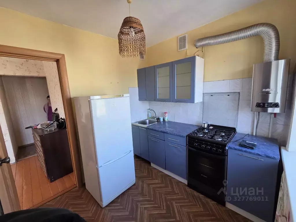 1-к кв. Новгородская область, Великий Новгород Октябрьская ул., 42 ... - Фото 1