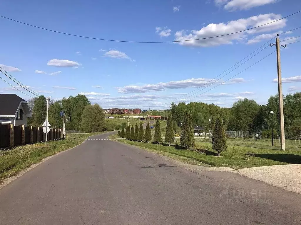 Участок в Московская область, Пушкинский городской округ, д. ... - Фото 0