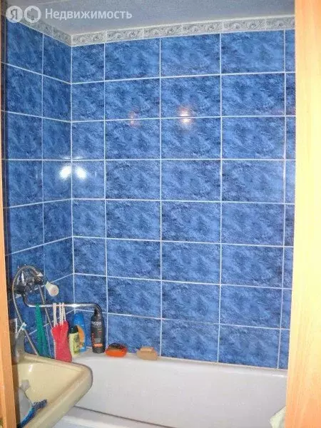 3-комнатная квартира: Усть-Илимск, улица Карла Маркса, 17 (65 м) - Фото 1