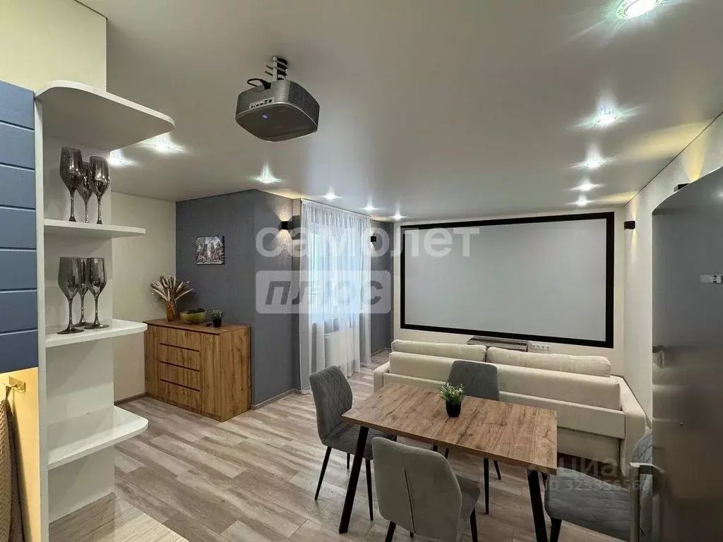 2-к кв. Челябинская область, Челябинск ул. Братьев Кашириных, 119 ... - Фото 2