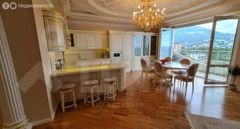 4-комнатная квартира: Ялта, улица Щорса, 37 (180 м) - Фото 1