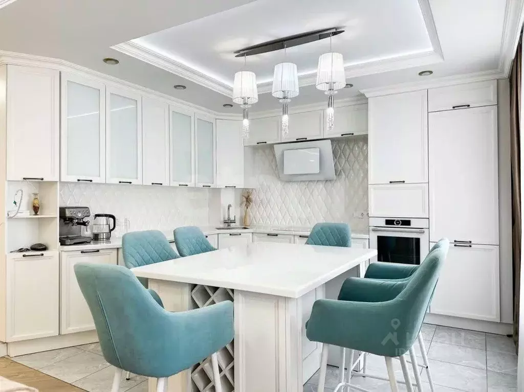 3-к кв. Тюменская область, Тюмень ул. Николая Федорова, 22 (117.2 м) - Фото 1