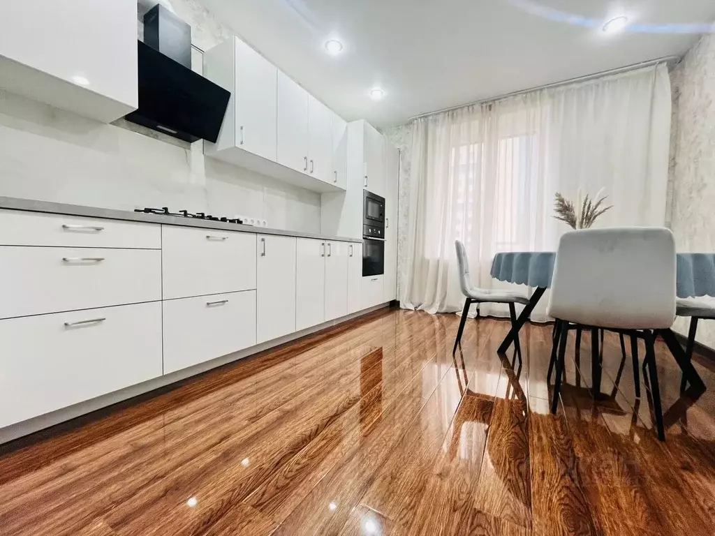 1-к кв. Ярославская область, Ярославль Которосльная наб., 57 (59.0 м) - Фото 1