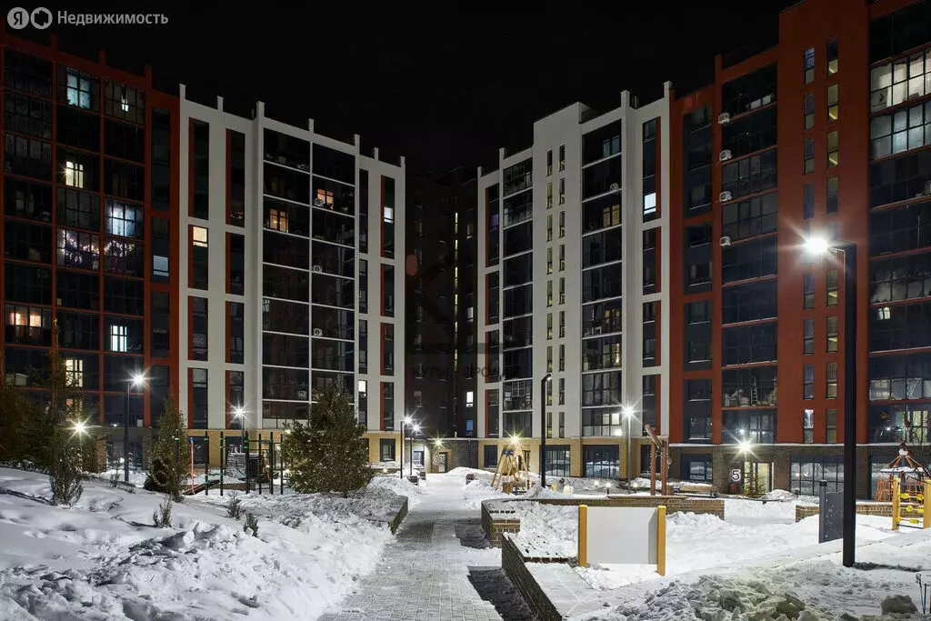 3-комнатная квартира: посёлок Западный, улица имени Капитана Ефимова, ... - Фото 2