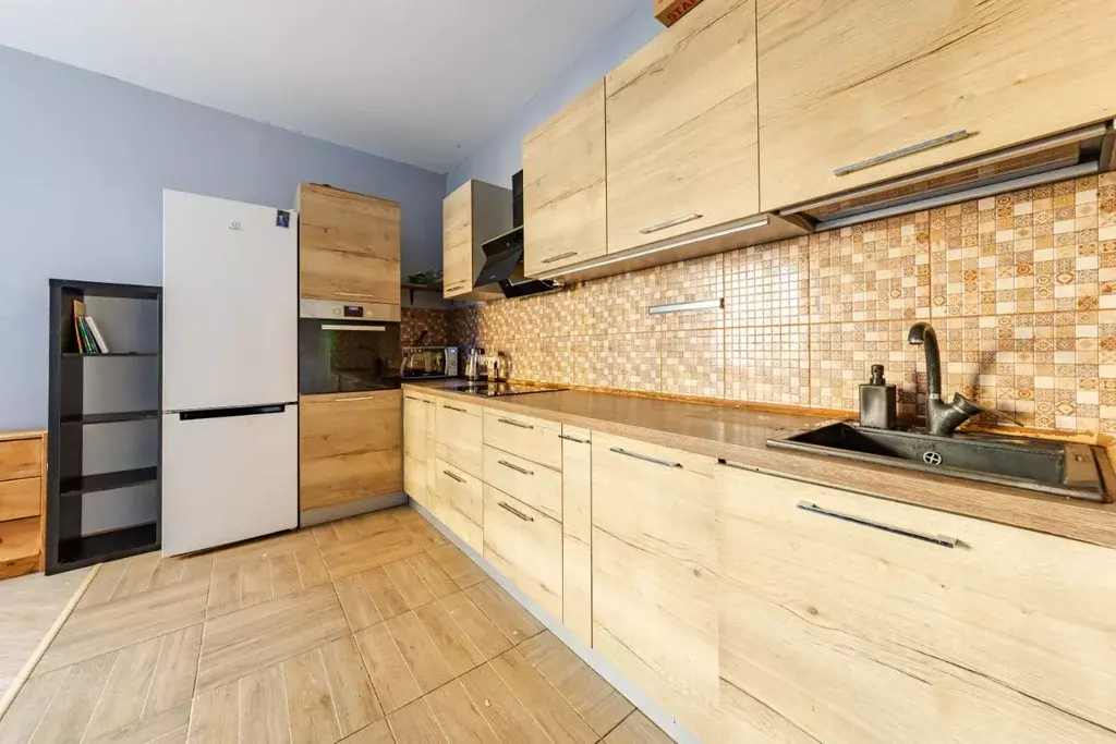 2-к кв. Ленинградская область, Всеволожский район, пос. Бугры бул. ... - Фото 1