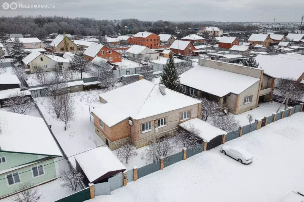 Дом в село Ивановка, Красноуральская улица, 7 (174 м) - Фото 1