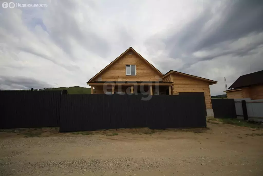 Дом в Читинский район, село Засопка (162.9 м) - Фото 1