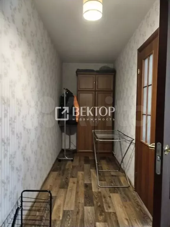 1-к. квартира, 46 м, 4/9 эт. - Фото 1