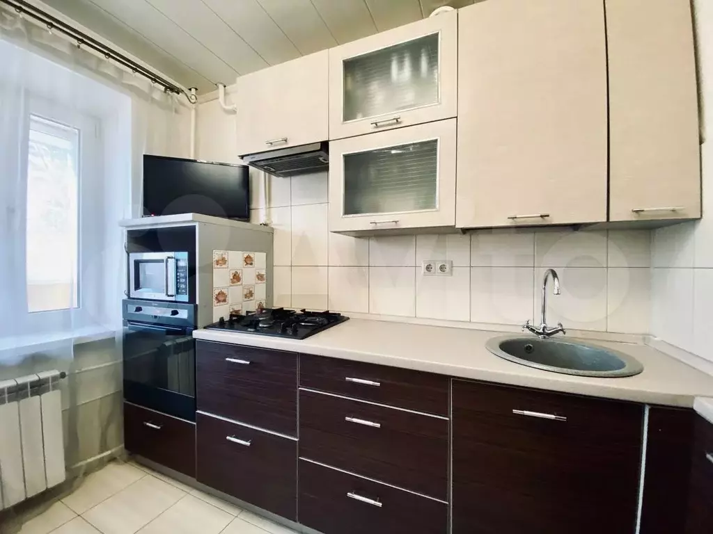 1-к. квартира, 37 м, 1/9 эт. - Фото 0