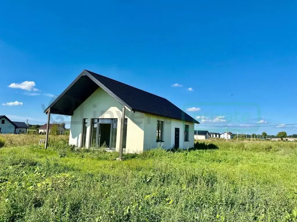 Дом в Калининградская область, Гурьевский муниципальный округ, пос. ... - Фото 1