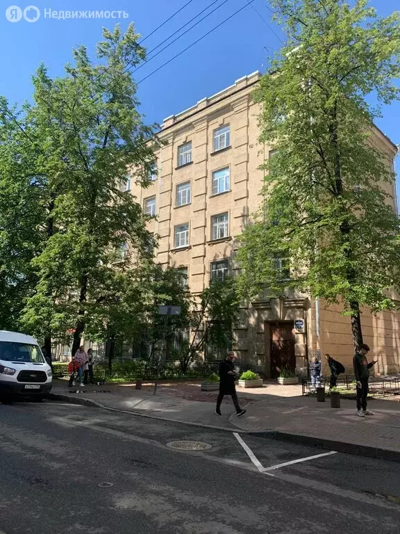 1к в 20-комнатной квартире (23.7 м) - Фото 0