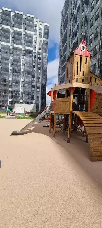 Гараж в Санкт-Петербург аллея Арцеуловская, 17 (13 м) - Фото 2