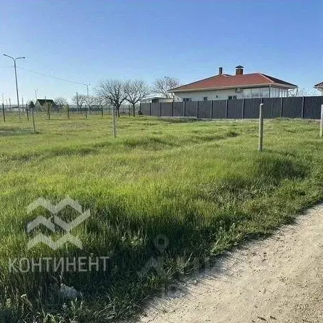 Участок в Крым, Черноморский район, с. Окуневка пер. Школьный, 7 (7.32 ... - Фото 0