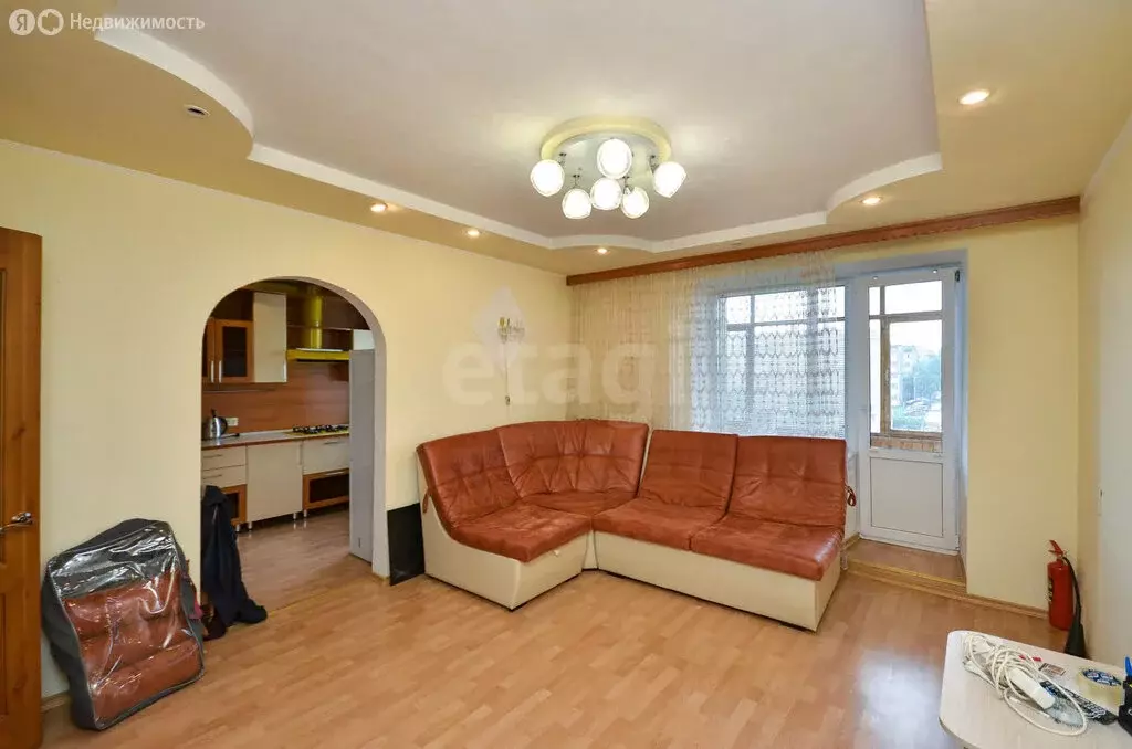 3-комнатная квартира: Ухта, проспект Космонавтов, 44 (72.5 м) - Фото 0