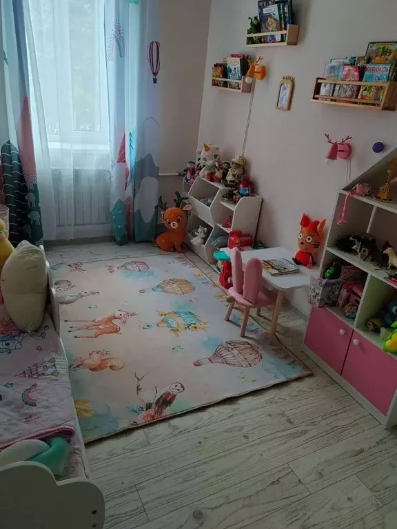 3-к кв. Ленинградская область, Сланцы ул. Ломоносова, 49 (67.0 м) - Фото 1