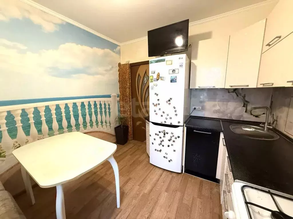 2-к кв. Татарстан, Казань ул. Кутузова, 8 (53.7 м) - Фото 0