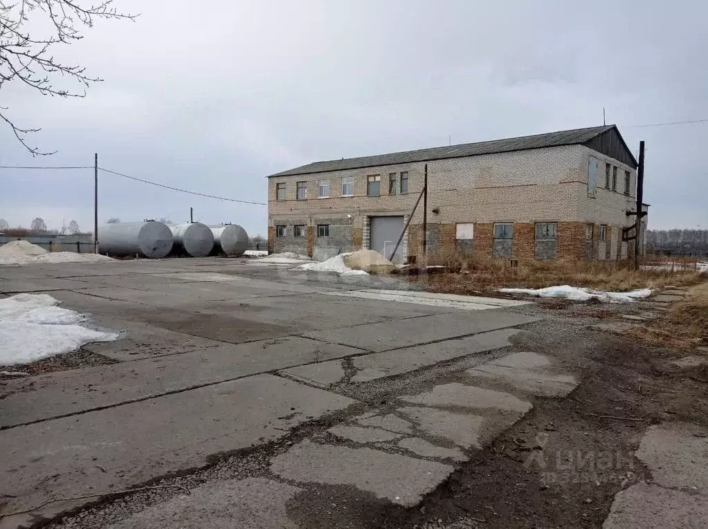 Склад в Тюменская область, Исетский муниципальный округ, с. Шорохово ... - Фото 1