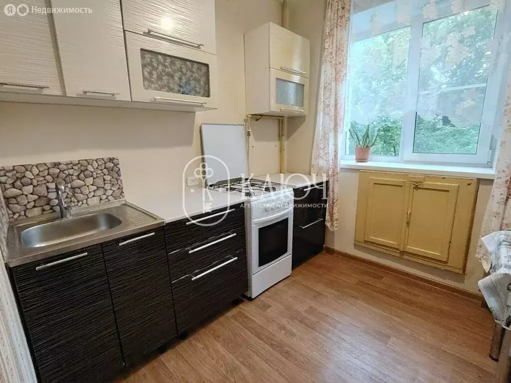 1-комнатная квартира: Чебоксары, улица Анисимова, 4 (31 м) - Фото 0