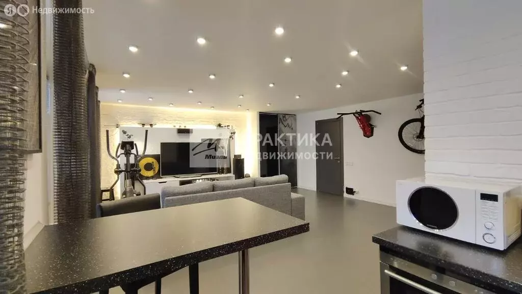 3-комнатная квартира: Москва, Херсонская улица, 36к3 (60 м) - Фото 1