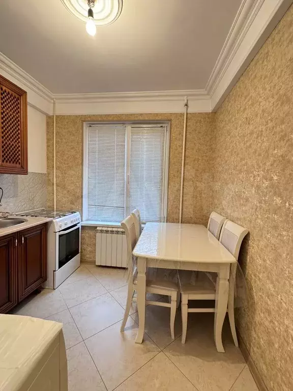 2-к. квартира, 60 м, 4/5 эт. - Фото 1