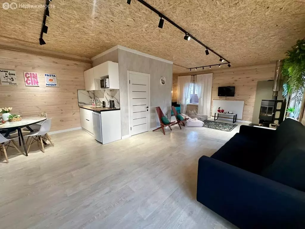 Дом в Преображенский сельсовет, территория Новая Игинка, Оранжевый ... - Фото 1