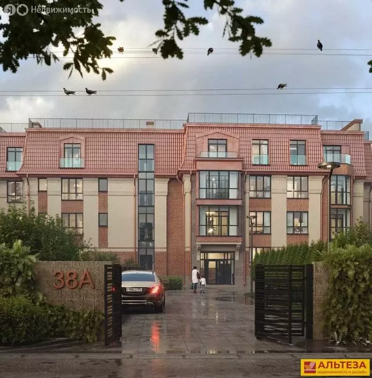 2-комнатная квартира: Калининград, улица Ватутина, 38А (81 м) - Фото 1