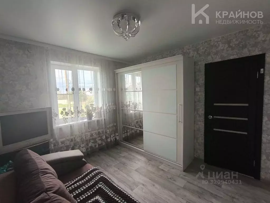 Дом в Воронежская область, Хохольский район, Петинское с/пос, с. Устье ... - Фото 1