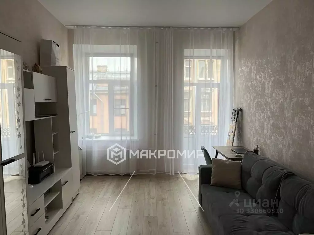 Комната Санкт-Петербург 6-я Советская ул., 10 (22.1 м) - Фото 1