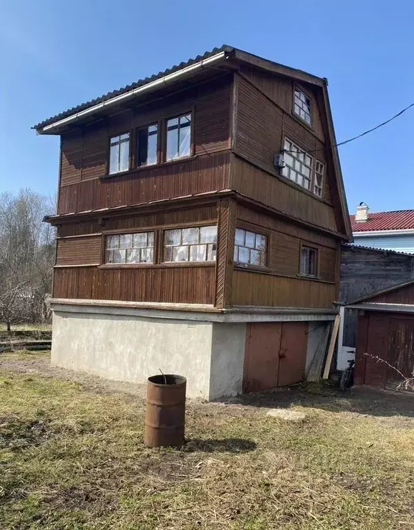 Дом в Ленинградская область, Кировский район, Синявинское городское ... - Фото 1