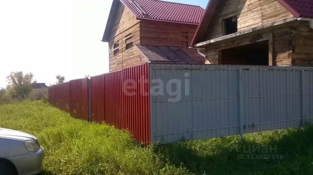 Дом в Алтайский край, Барнаул городской округ, пос. Центральный ул. ... - Фото 1