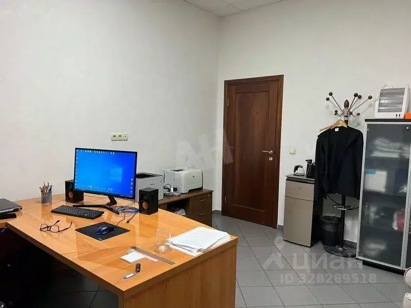 Помещение свободного назначения в Москва Зубовский проезд, 2К1 (120 м) - Фото 1