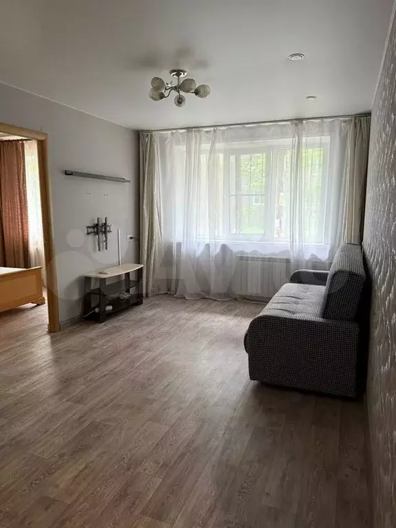 3-к. квартира, 49,8 м, 1/5 эт. - Фото 0